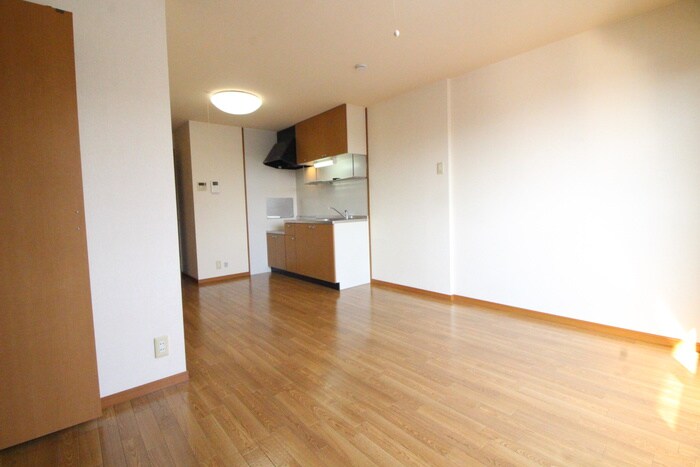 サニーコート曳馬の物件内観写真