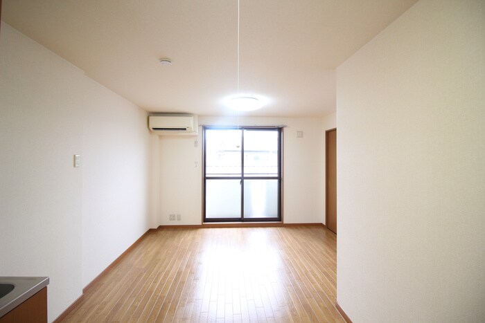 サニーコート曳馬の物件内観写真