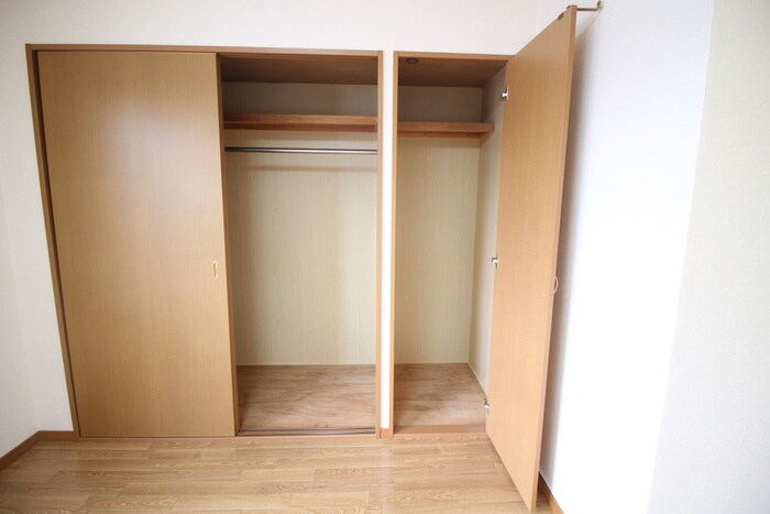 サニーコート曳馬の物件内観写真