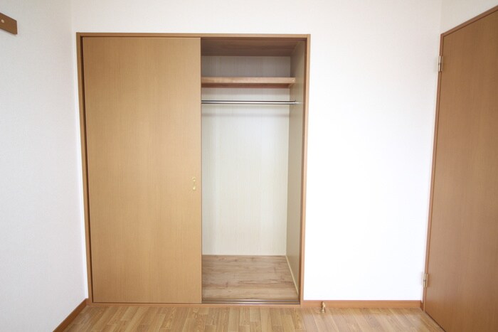 サニーコート曳馬の物件内観写真