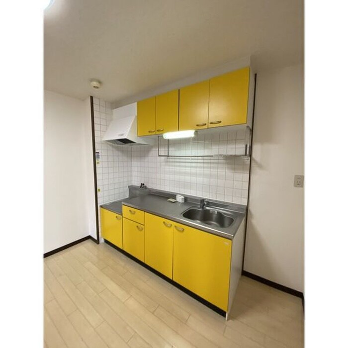 ケアンズロイヤルの物件内観写真