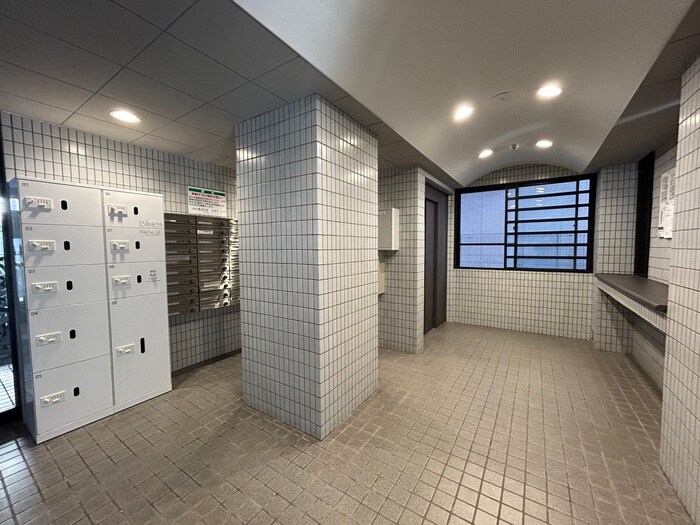 エステート記念橋の物件外観写真