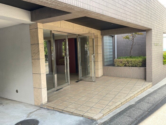 ウィスタリア星ヶ丘の物件外観写真