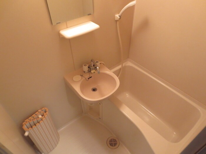 ルミエ－ル芳野の物件内観写真