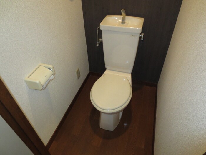 ルミエ－ル芳野の物件内観写真