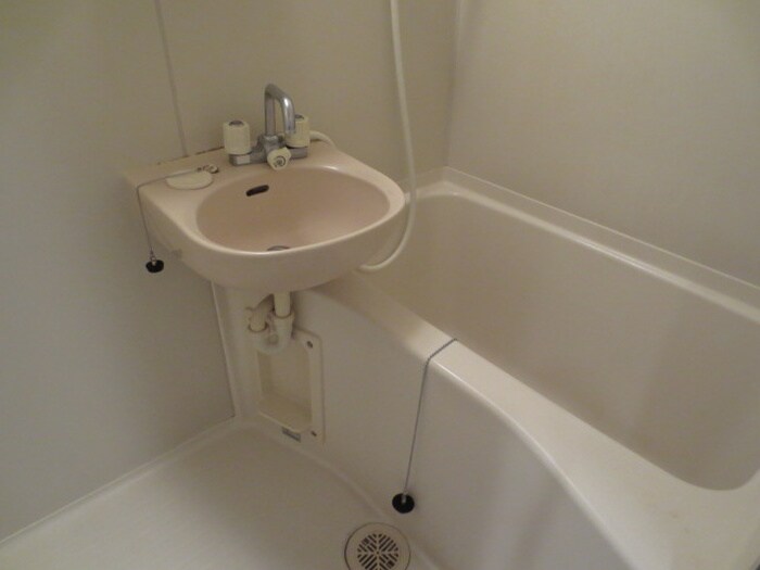 ルミエ－ル芳野の物件内観写真