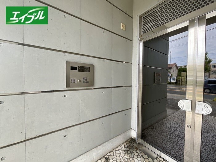 E-HOUSEの物件外観写真