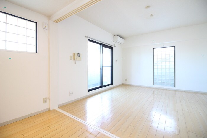 E-HOUSEの物件内観写真