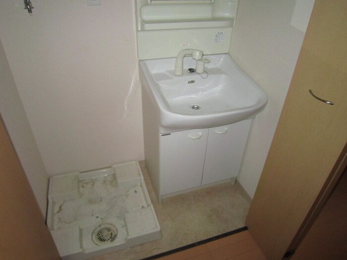 ＡＸＩＳ桜通内山の物件内観写真