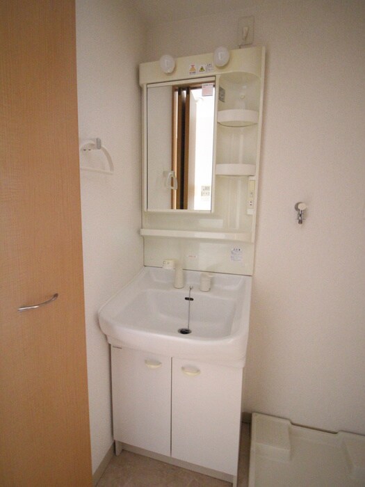 ＡＸＩＳ桜通内山の物件内観写真