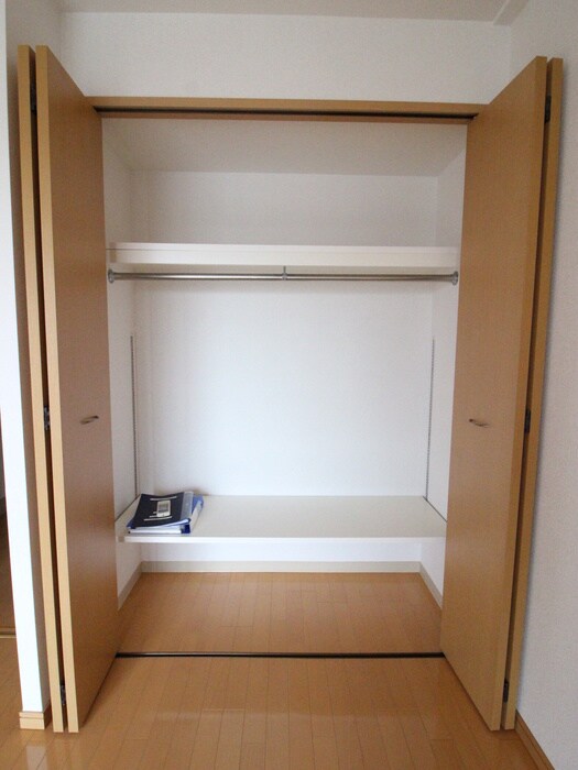 ＡＸＩＳ桜通内山の物件内観写真