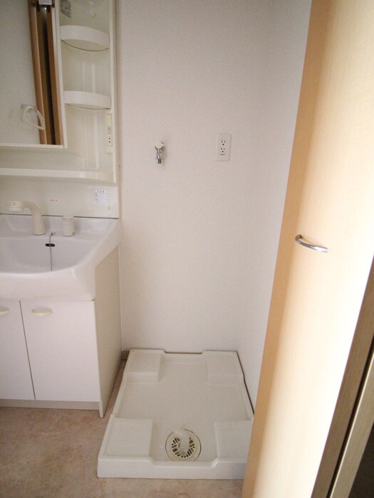 ＡＸＩＳ桜通内山の物件内観写真