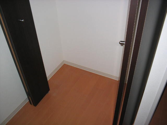 レジデンス名古屋千代田の物件内観写真