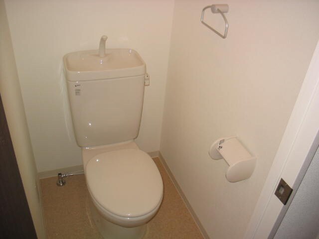 レジデンス名古屋千代田の物件内観写真