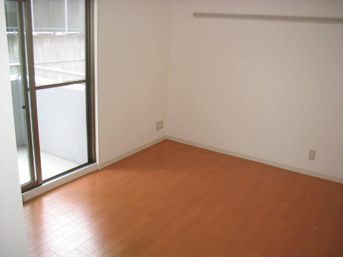 レジデンス名古屋千代田の物件内観写真