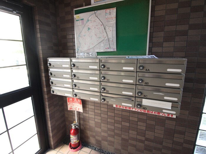 サンハイツ名取 Ⅱの物件外観写真