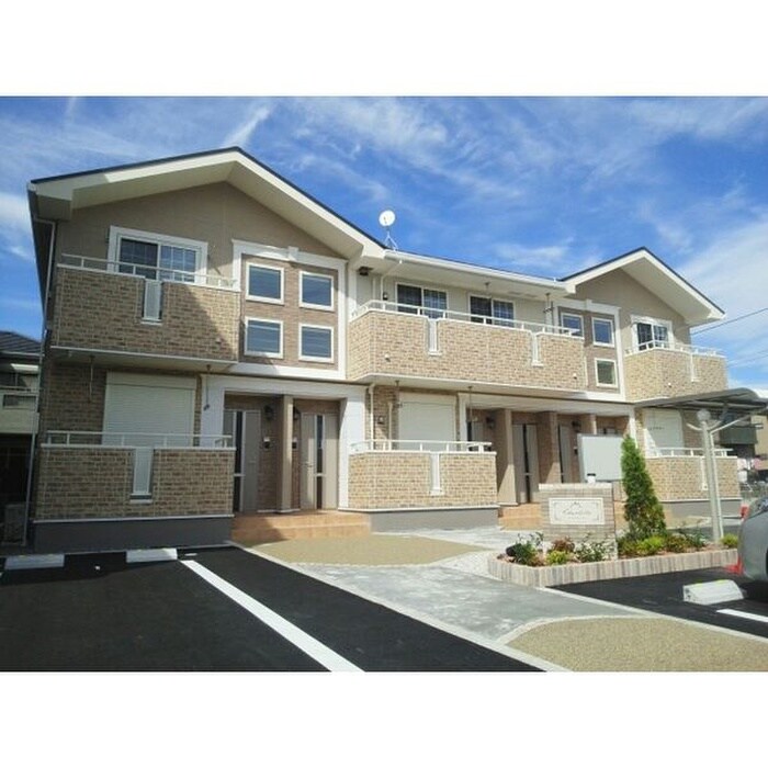 シャーロットの物件外観写真