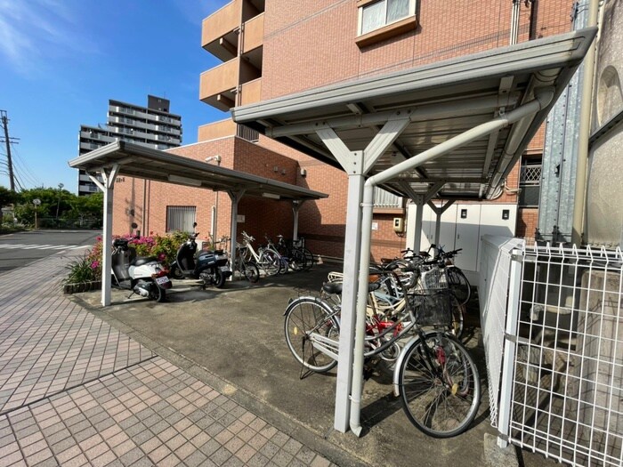 ドルチェ茶屋ケ坂の物件外観写真