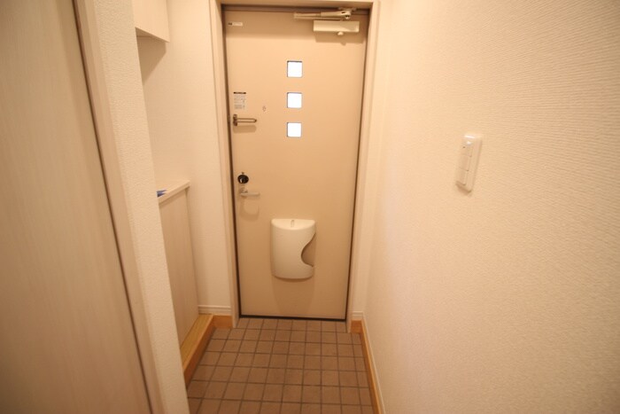 ア－バンコ－ト亀城の物件内観写真