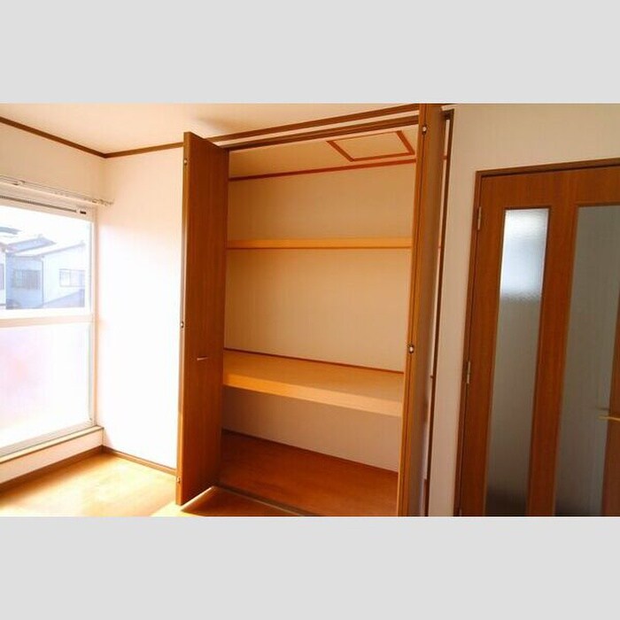 アムール2の物件内観写真