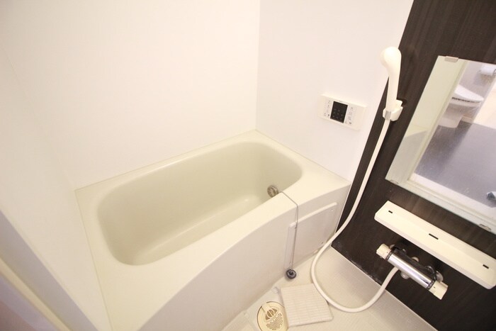 Ｒｅｓｉｄｅｎｃｉａ観音町の物件内観写真