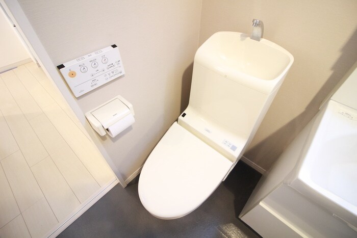 Ｒｅｓｉｄｅｎｃｉａ観音町の物件内観写真