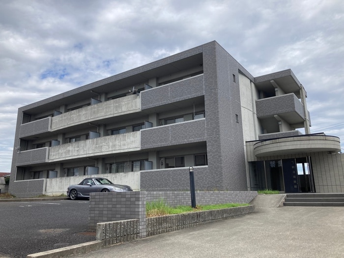 ジャ－ラ－マの物件外観写真