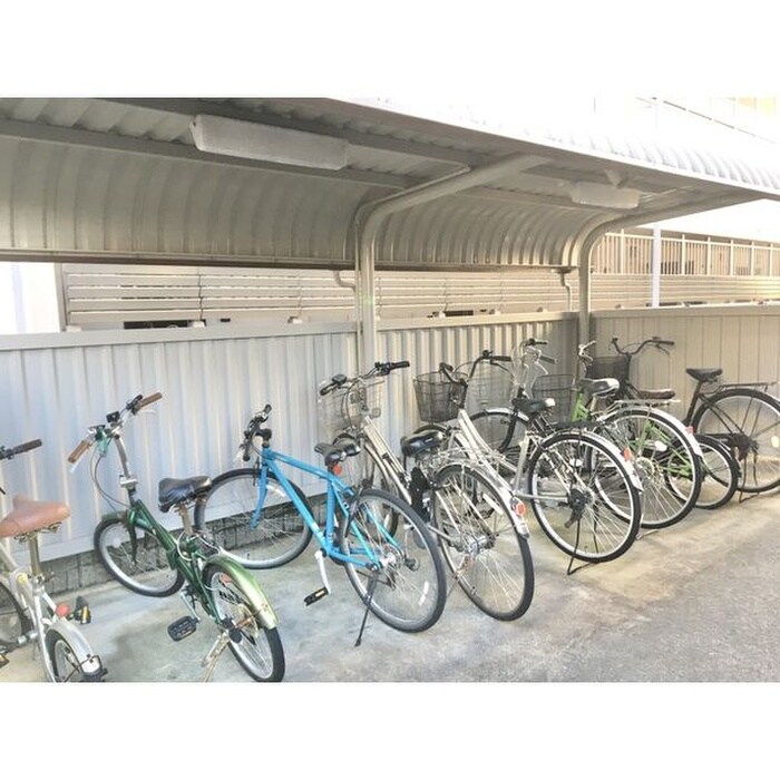 サリチェ八田の物件外観写真