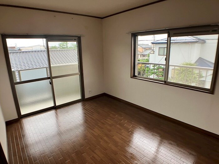 サンローゼⅢの物件内観写真