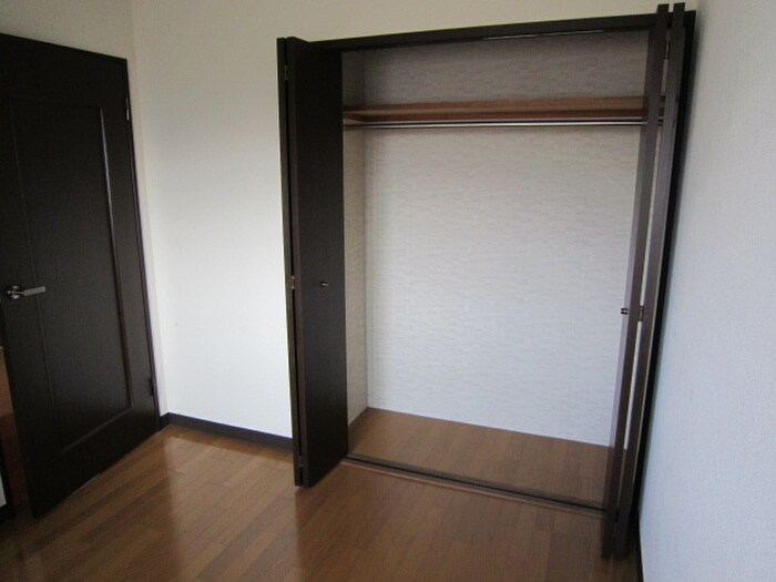 クレストヒルズ東山の物件内観写真