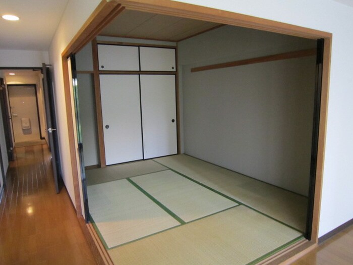 クレストヒルズ東山の物件内観写真