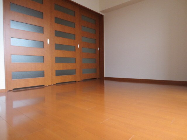 レーベスト志賀本通の物件内観写真