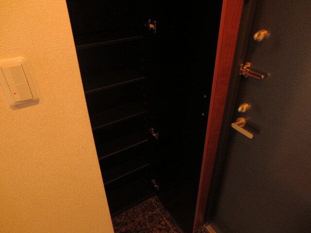 レーベスト志賀本通の物件内観写真