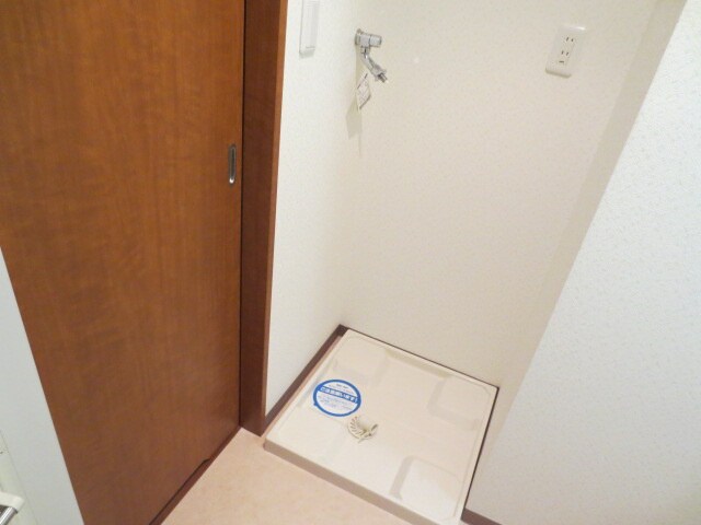 レーベスト志賀本通の物件内観写真