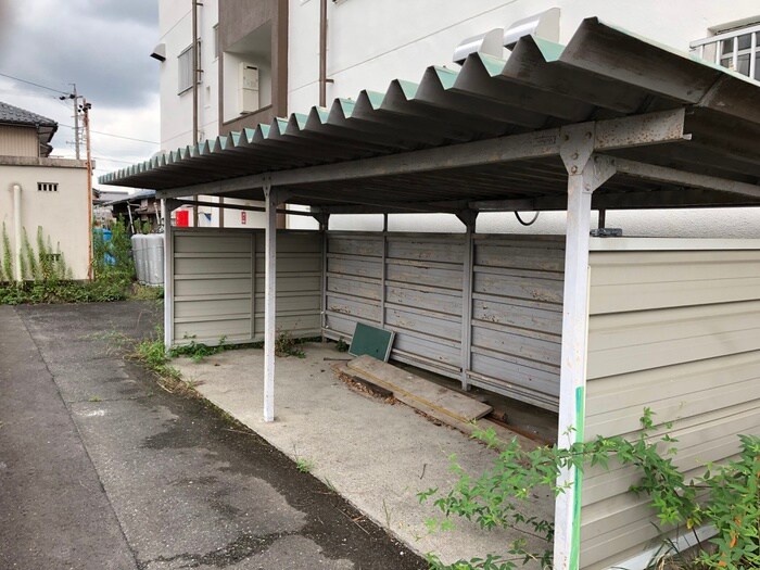 ヴィラナリー尾西　1号棟の物件外観写真