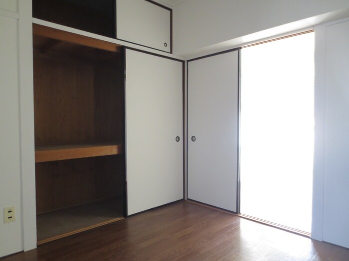 ヴィラナリー尾西　1号棟の物件内観写真