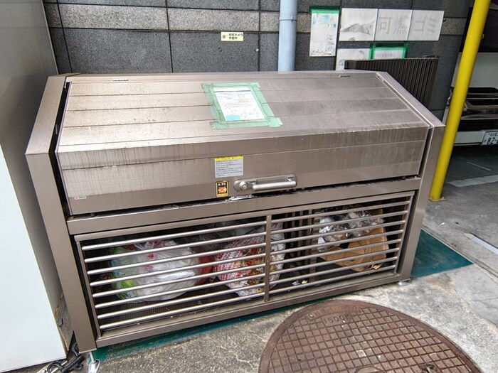 ＥＳＳＥ栄の物件外観写真