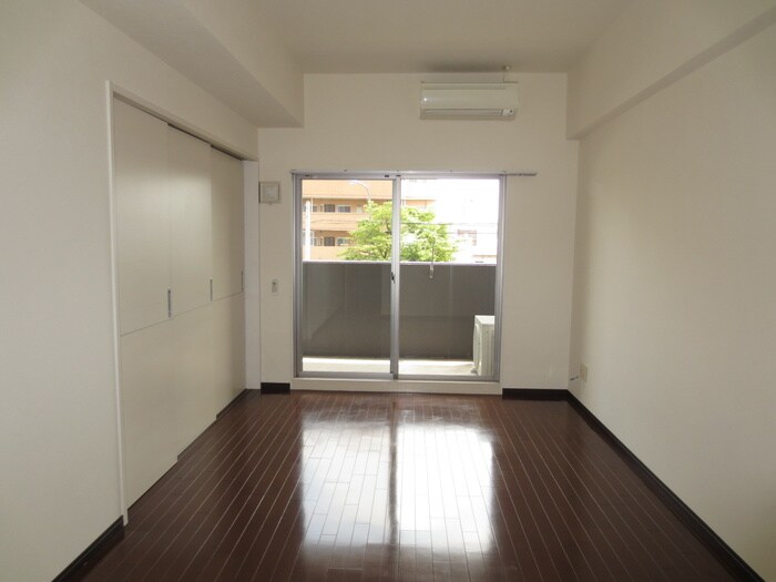 エルミタ－ジュ桜山の物件内観写真