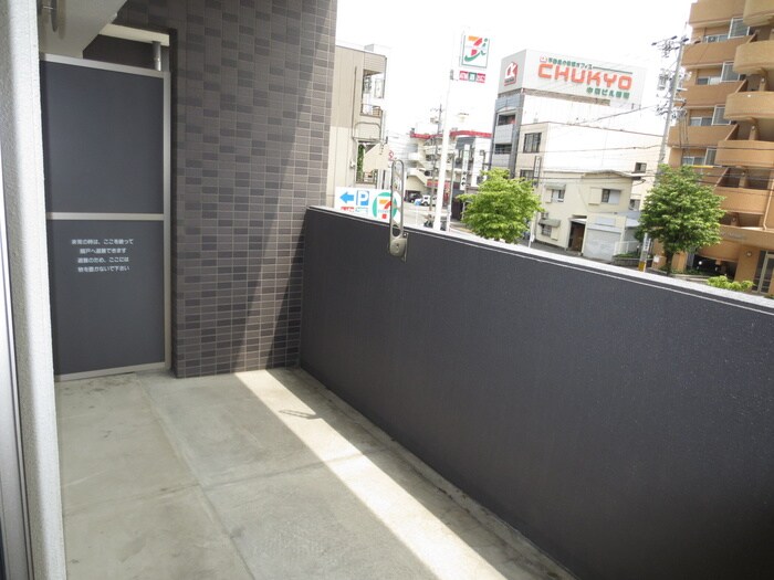 エルミタ－ジュ桜山の物件内観写真