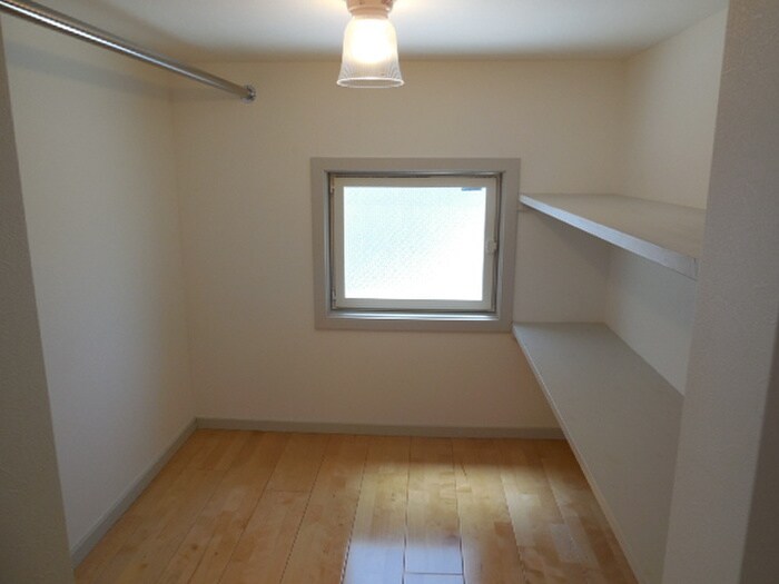 ロフト壱番館の物件内観写真