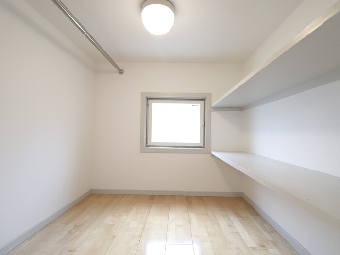 ロフト壱番館の物件内観写真