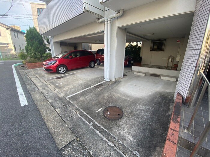 ル・ブラン本山の物件外観写真