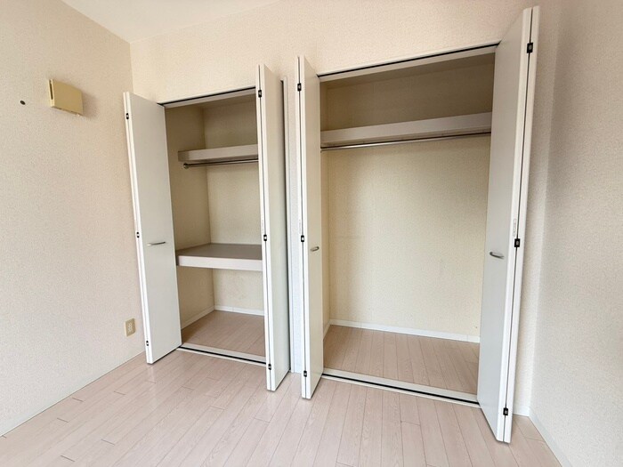 Ｙｓ　ｃａｎａｒｄの物件内観写真