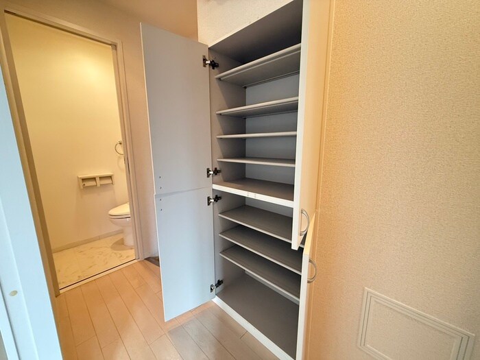 Ｙｓ　ｃａｎａｒｄの物件内観写真