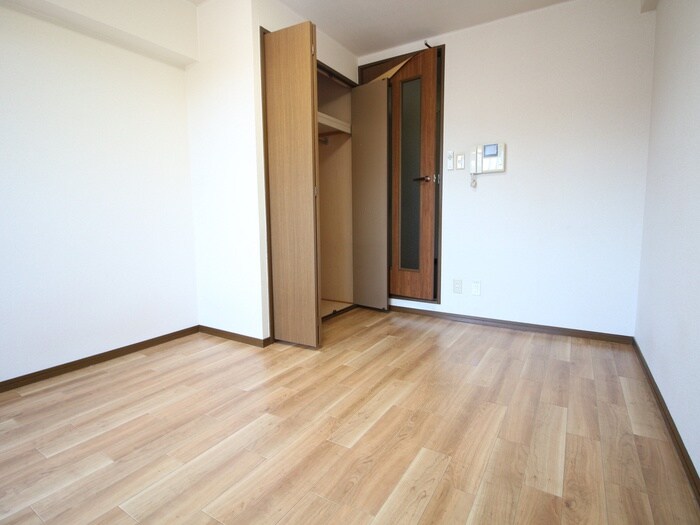 ドエル東外堀の物件内観写真