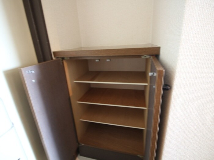 ドエル東外堀の物件内観写真