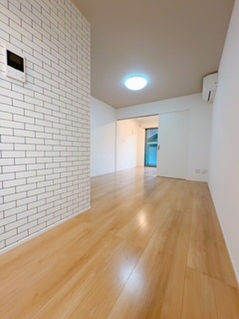 ＬＥ　ＣＯＣＯＮ守山Ⅲの物件内観写真