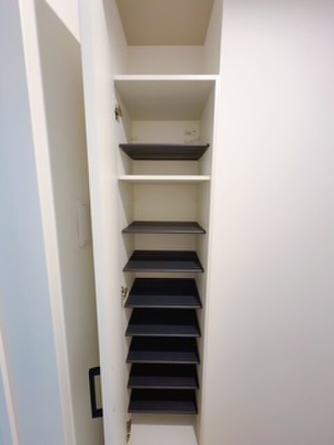 ＬＥ　ＣＯＣＯＮ守山Ⅲの物件内観写真