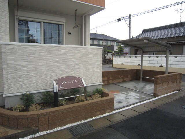 プレミアムの物件外観写真