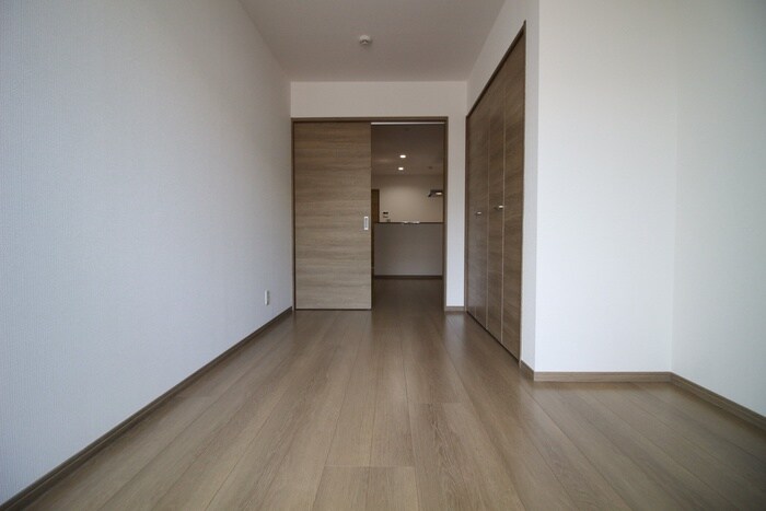 コンフォール鳴浜の物件内観写真